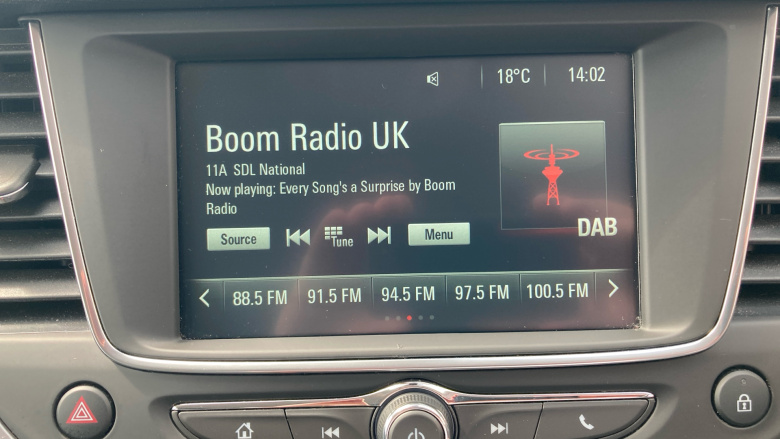 Vauxhall Crossland 1.2 Design 5dr Petrol Hatchback